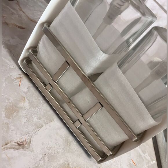 BH&G Soap and lotion dispenser and caddy - Picture 5 of 6